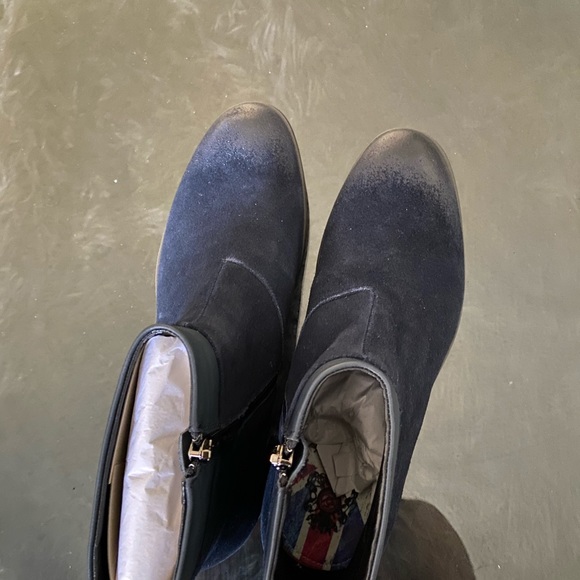 Brand new Velvet angle boots - Picture 3 of 6